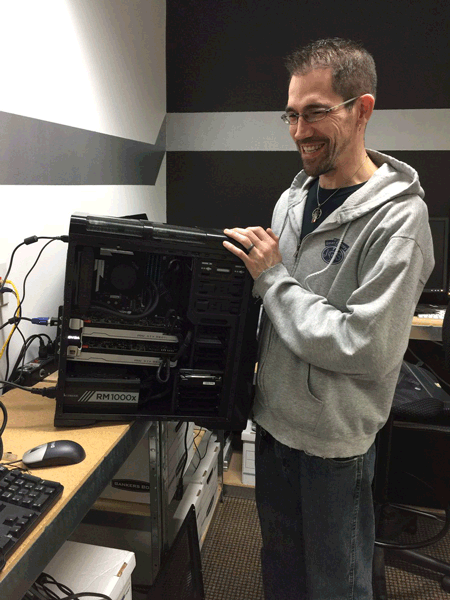 Andre @PsinergyTech just fixing the hell out of my computer